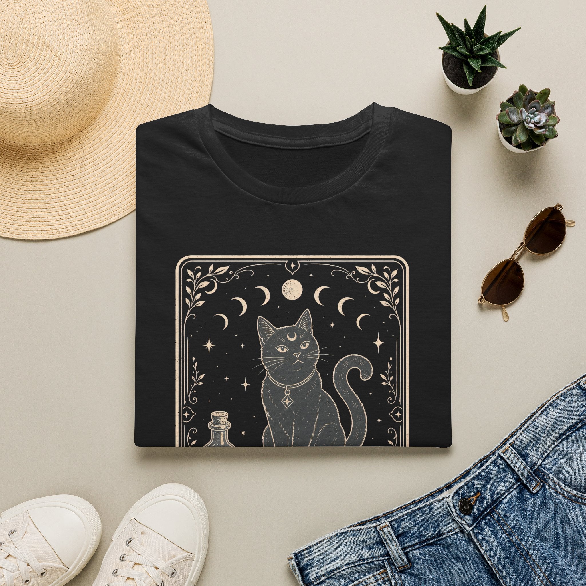 The Familiar T-SHIRT