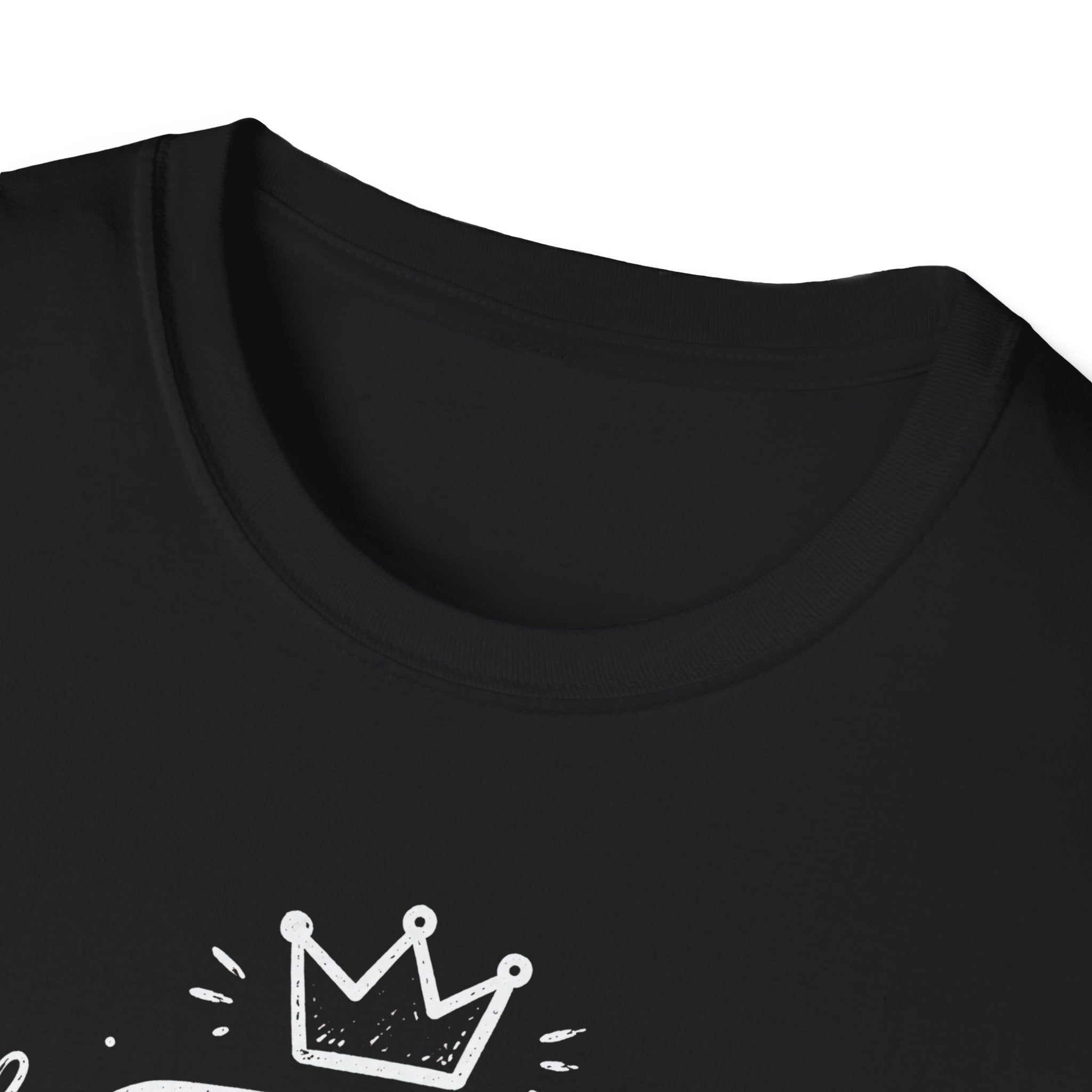 Crowned Cozy Handheld Cat T-shirt