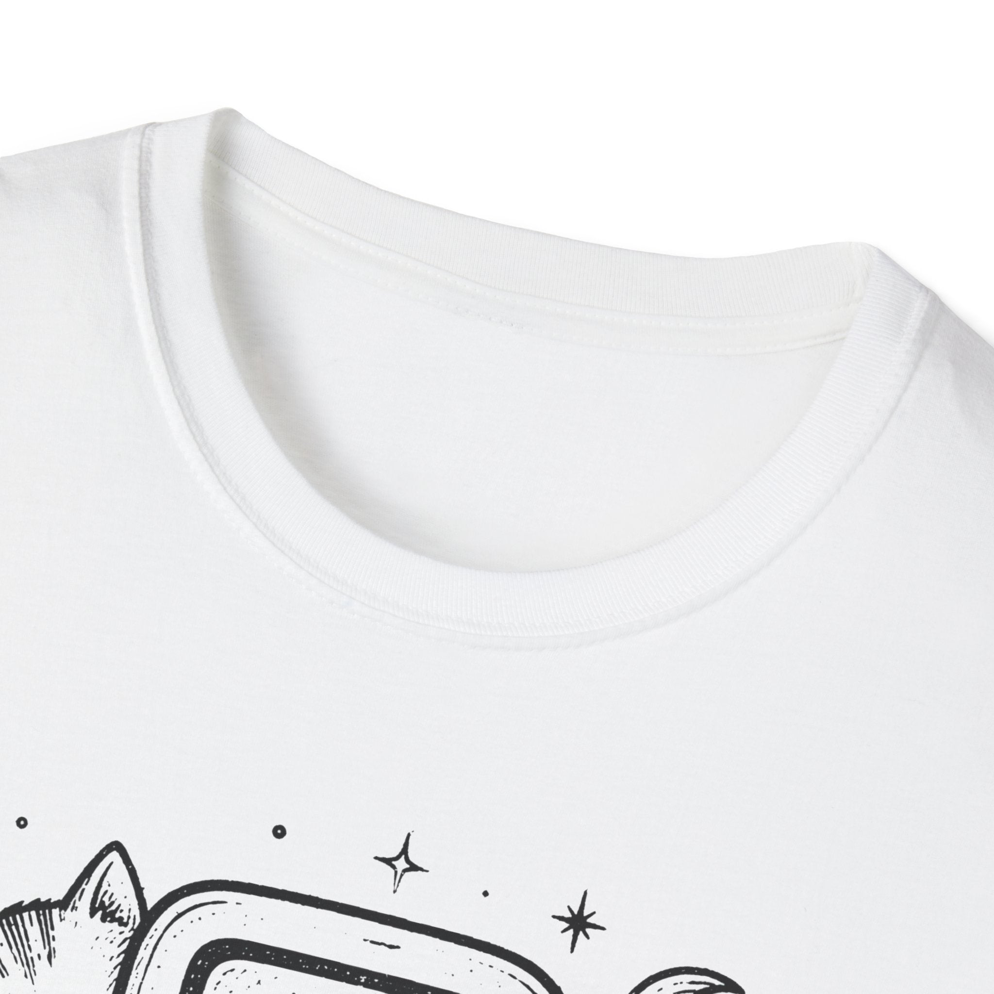 Side Quest Pocket Cat T-shirt