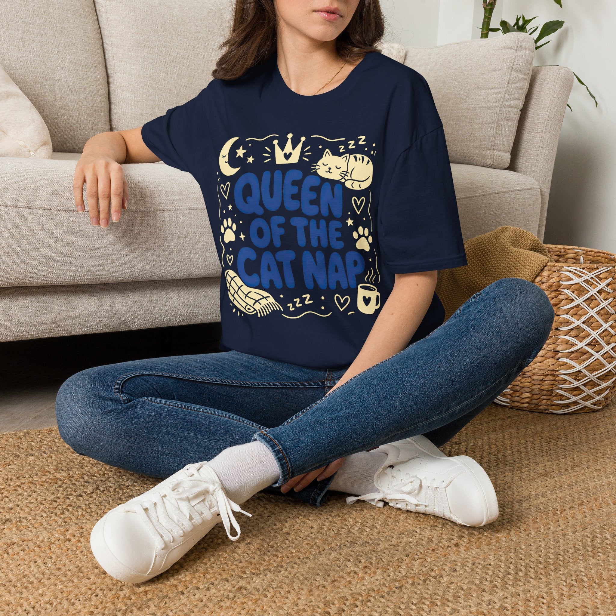 Queen Of The Cat Nap T-SHIRT