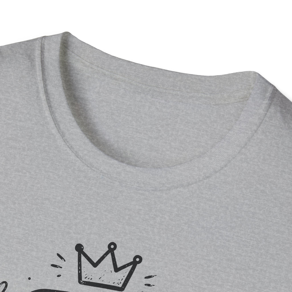 Crowned Cozy Handheld Cat T-shirt