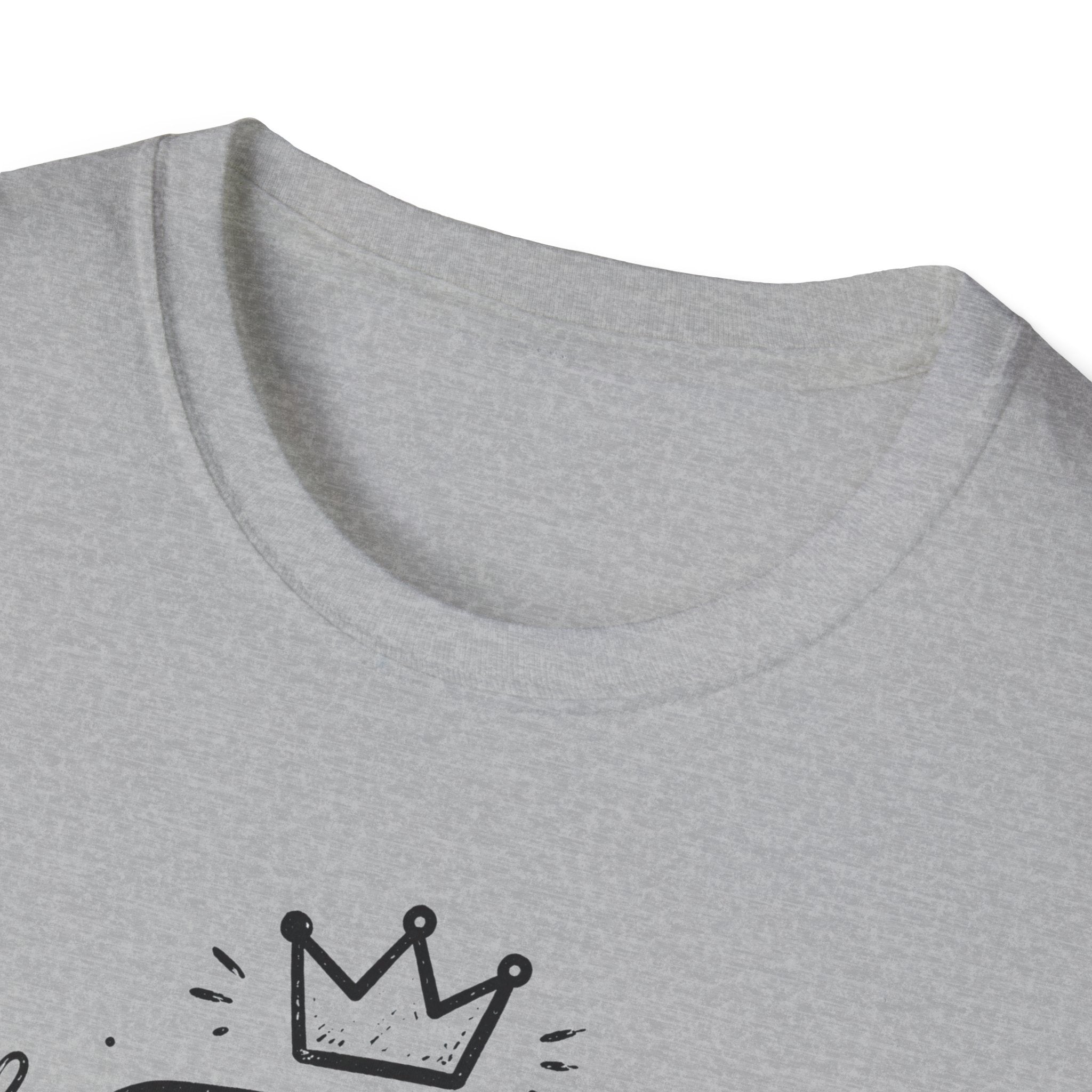 Crowned Cozy Handheld Cat T-shirt